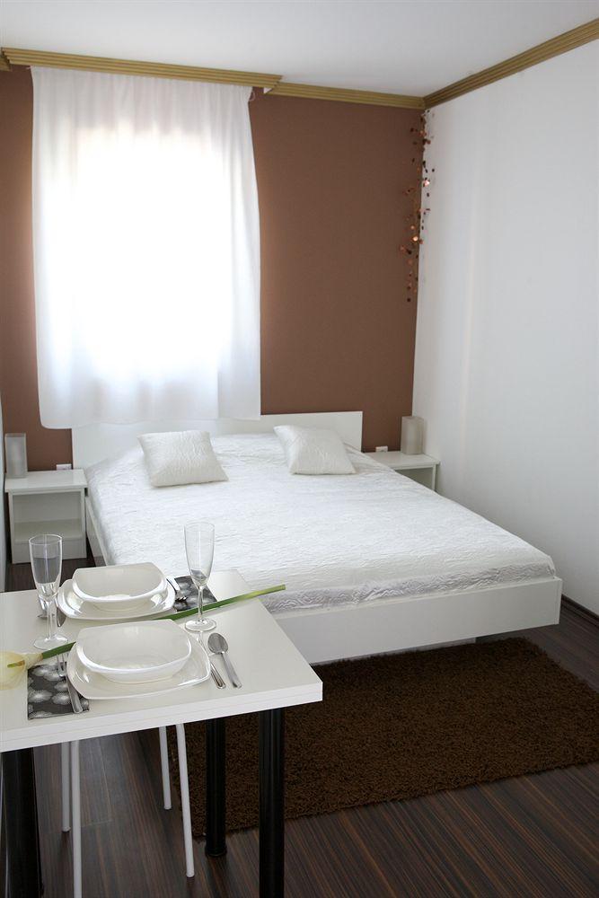 Sunset Apartments Hajdúszoboszló المظهر الخارجي الصورة